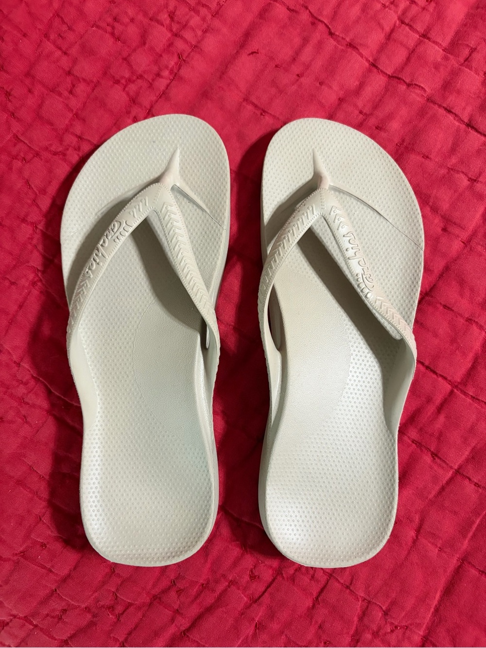 Archies Arch Support Flip Flops NEW Taupe Size 5